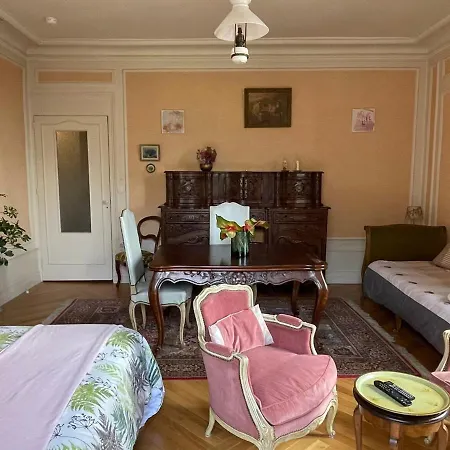 Spacieux Avec Balcon, Centre-ville D'aix-les-bains, Proche Thermes, Digicode, Wi-fi - Fr-1-555-87