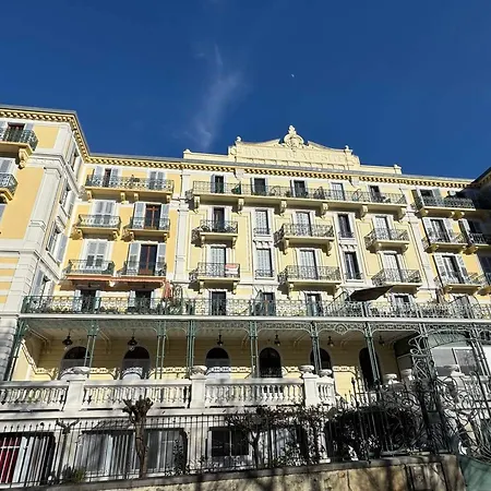 Apartamento Grand Centre-ville Avec Balcon Et Wifi - Fr-1-555-87