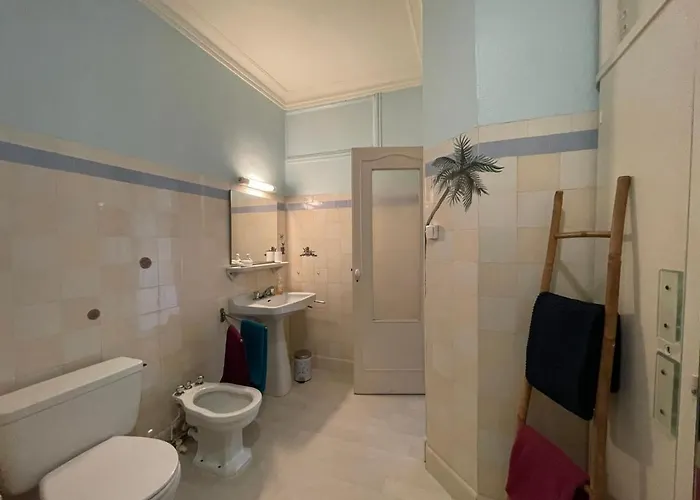 Grand Centre-ville Avec Balcon Et Wifi - Fr-1-555-87 公寓